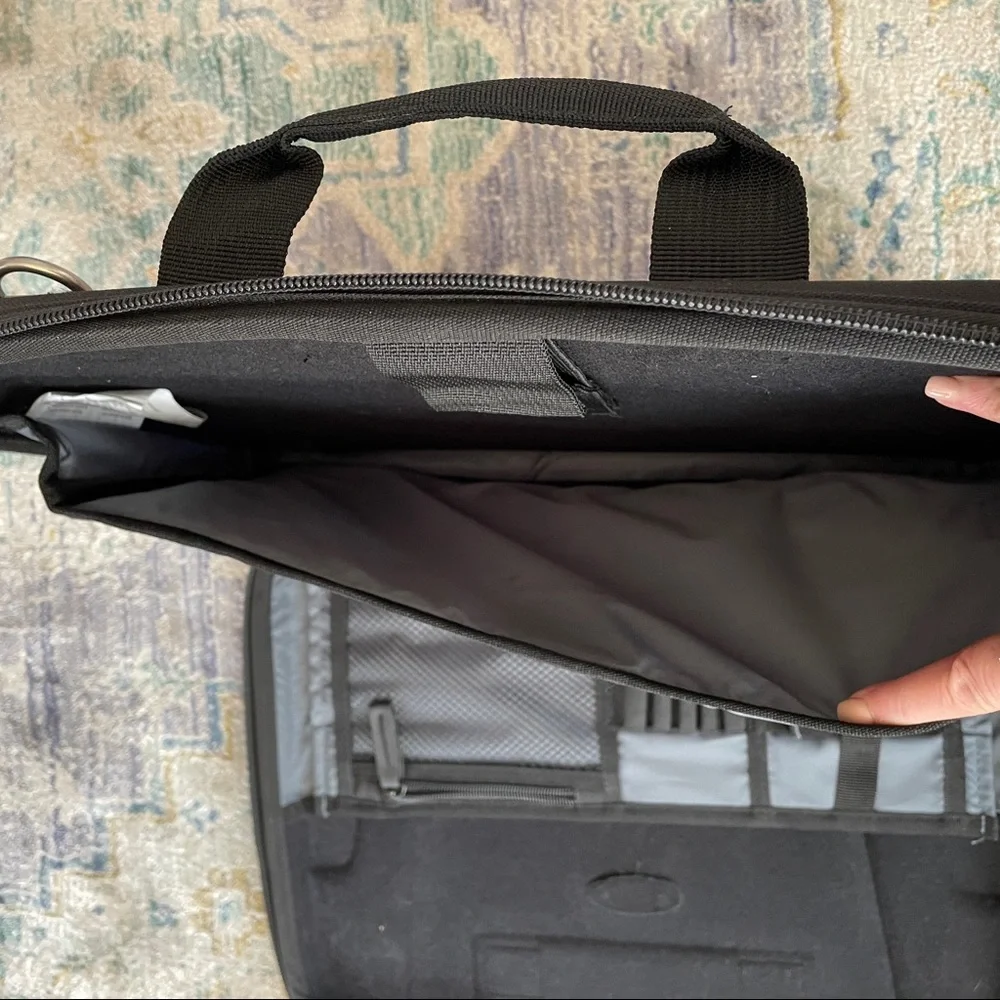 Samsonite slim laptop bag